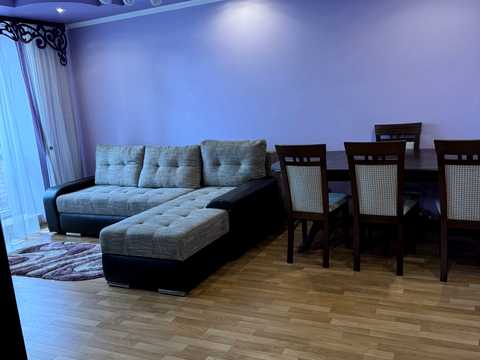 квартира за адресою Коновальця вул., 5