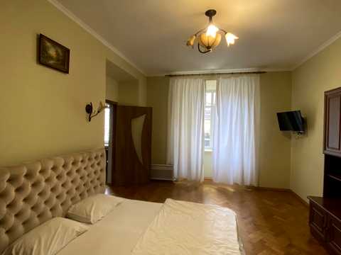 квартира за адресою Катедральна пл., 8