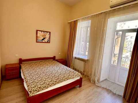 квартира за адресою Базарна вул., 32