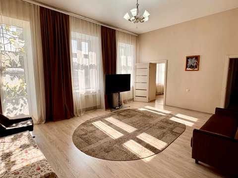 квартира за адресою Базарна вул., 32