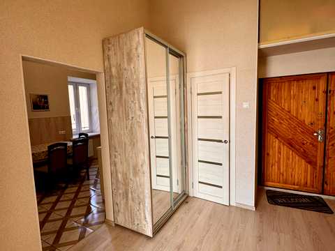 квартира за адресою Базарна вул., 32