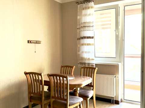 квартира за адресою Ревуцького вул., 40-В
