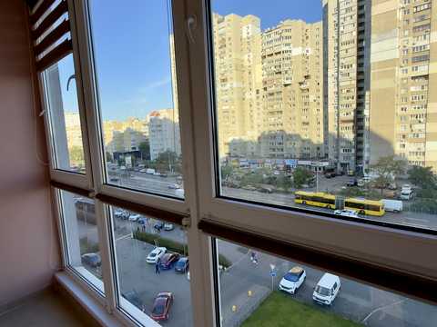 квартира за адресою Ревуцького вул., 40-В