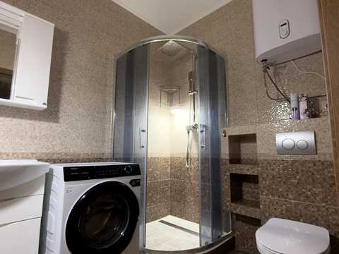 квартира за адресою Ревуцького вул., 40-В