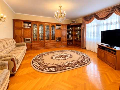 квартира по адресу Ивана Пулюя ул., 1-А