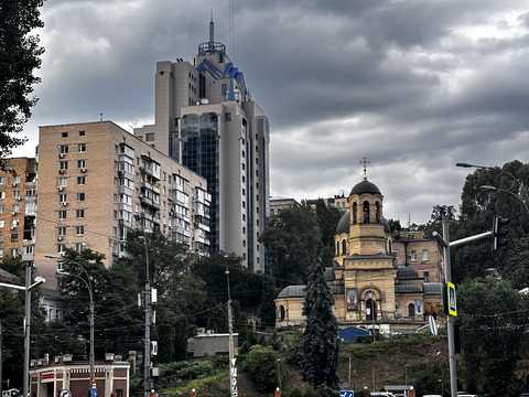 квартира по адресу Леси Украинки бульв., 3