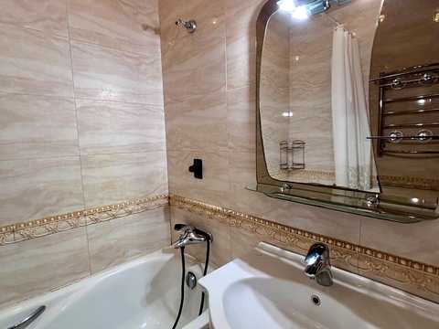 квартира за адресою Тополина вул., 17