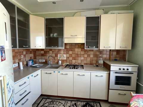 квартира за адресою Будівельників вул., 1