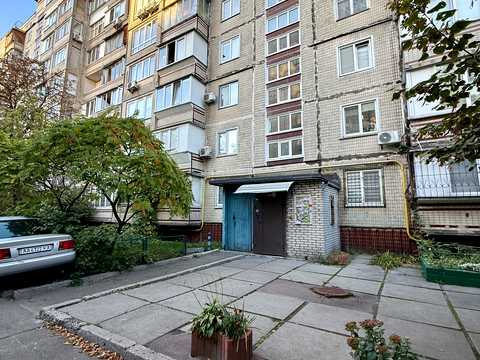 квартира за адресою Пантелеймона Куліша вул. (Челябінська), 1