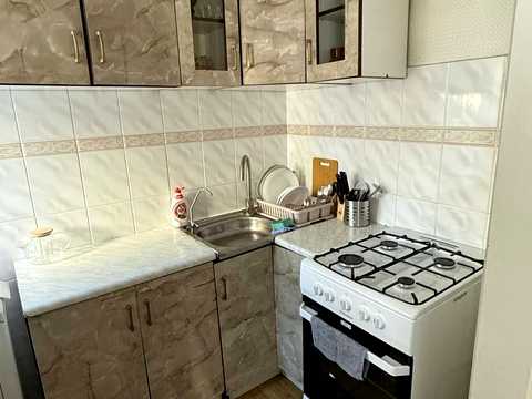 квартира за адресою Стратегічне шосе (Науки), 11
