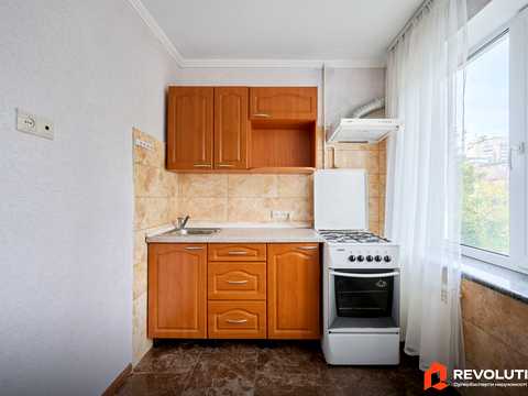 квартира за адресою Леся Курбаса просп., 12-Б