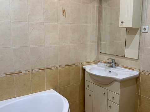 квартира за адресою Чарівна вул., 52