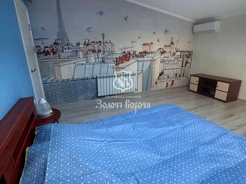 квартира за адресою Тополева вул., 4