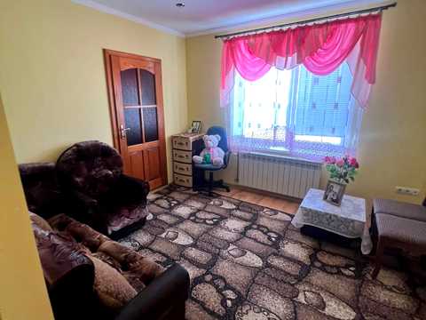 дом по адресу Іштвана
