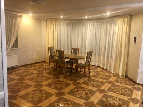 будинок за адресою Квіткова вул.