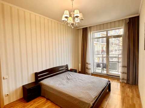 квартира за адресою Французький бульв., 60в