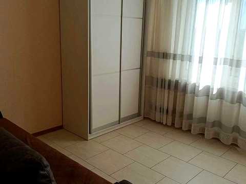 квартира за адресою Ревуцького вул., 54