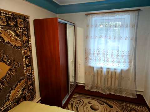 будинок за адресою Дмитра Яворницького вул.