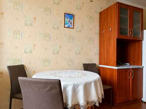 квартира за адресою Депутатська вул., 23-А