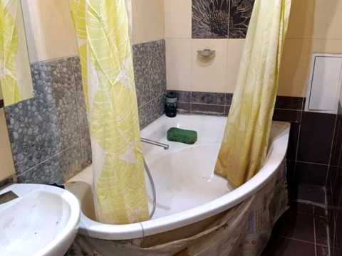 квартира за адресою с. Святопетрівське, Теплична вул., 38