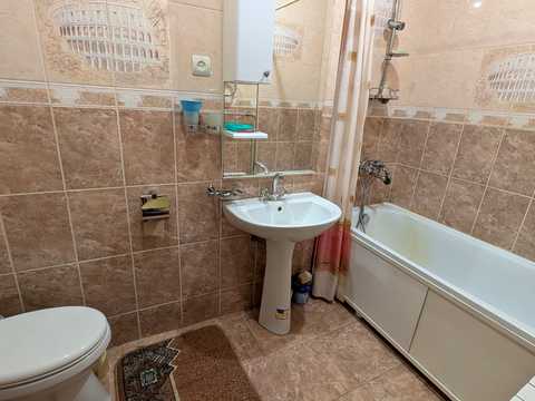 квартира за адресою Синьоводська вул. (Соціалістична), 3а