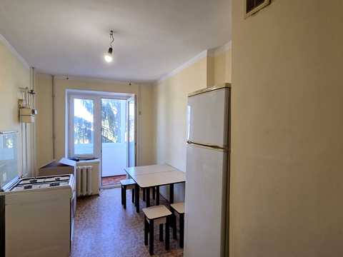 квартира за адресою Федора Караманиць вул. (Ватутіна), 80