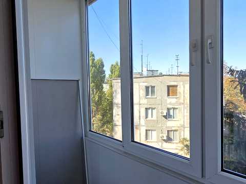квартира за адресою Федора Караманиць вул. (Ватутіна), 80