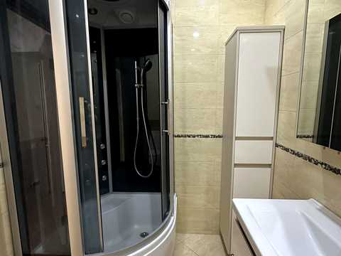 квартира за адресою Богдана Хмельницького вул., 11