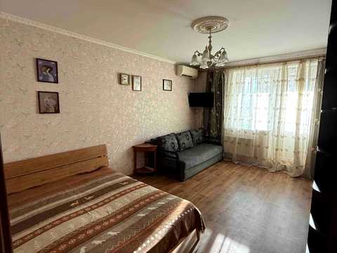 квартира за адресою Зоопаркова вул., 6