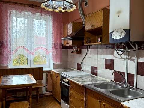квартира по адресу Молодіжна, 25