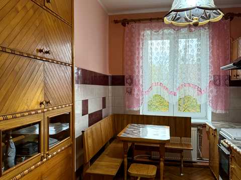 квартира по адресу Молодіжна, 25