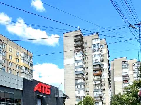 квартира за адресою житловий масив Тополя-3 вул., 10