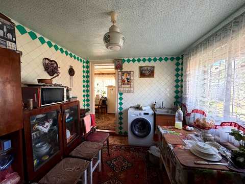 дом по адресу Єременка