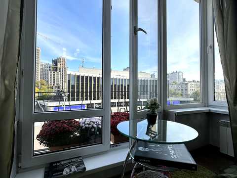 квартира за адресою Велика Васильківська вул. (Червоноармійська), 114