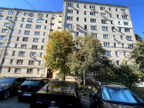 квартира за адресою Святошинська вул., 38