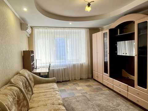 квартира за адресою Святошинська вул., 38