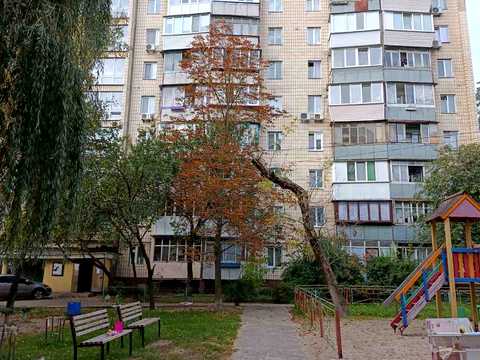 квартира по адресу Днепроводская ул., 1