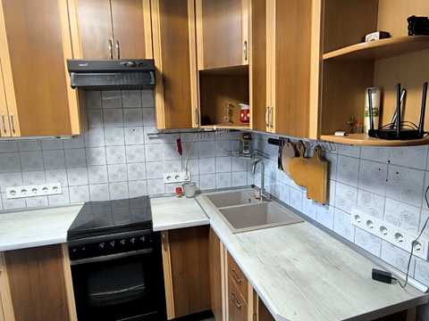 квартира за адресою Академіка Глушкова просп., 22