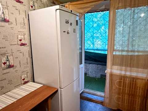квартира за адресою Тополина вул., 18