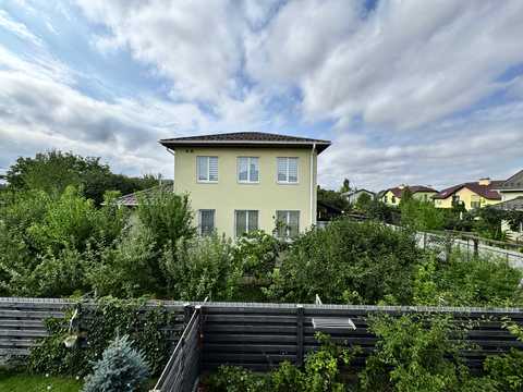 будинок за адресою Салютна вул., 23