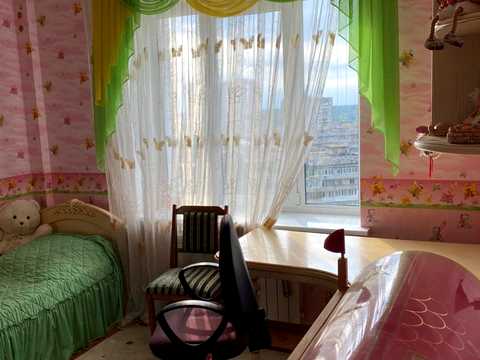 квартира за адресою Академіка Булаховського вул., 5-Б