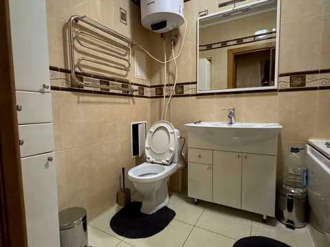 квартира за адресою Бакинська вул., 37-Г
