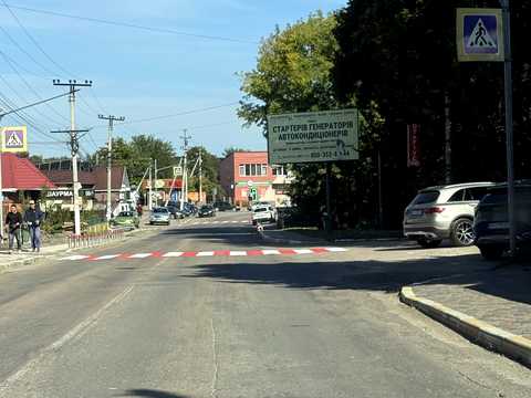 ділянка за адресою Черешнева вул., 8