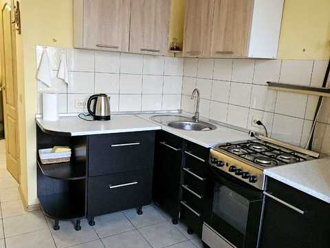 квартира за адресою Полтава, Дмитра Пругла вул. (Станіславського), 8