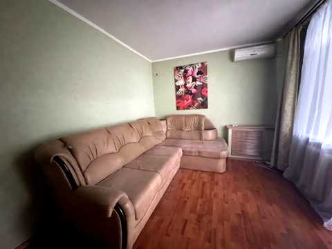квартира за адресою Червоний камінь вул., 12