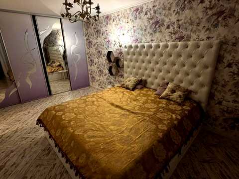 квартира за адресою В'ячеслава Чорновола вул., 30