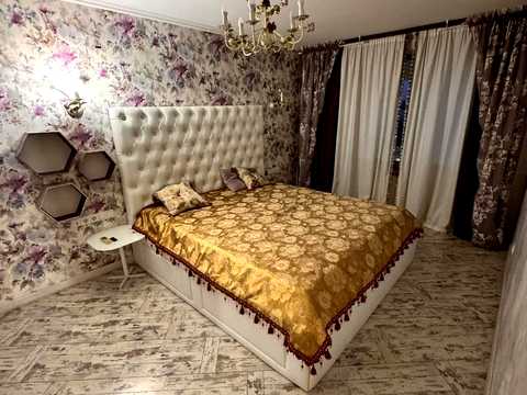 квартира за адресою В'ячеслава Чорновола вул., 30