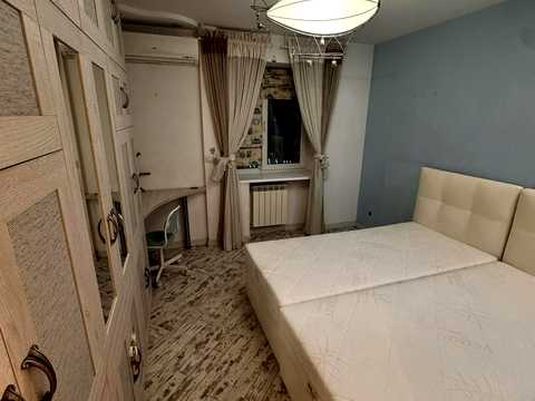 квартира за адресою В'ячеслава Чорновола вул., 30
