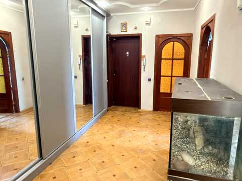 квартира за адресою Сергіївська вул., 3б