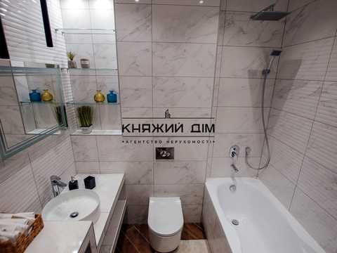 квартира за адресою Василя Тютюнника вул. (Анрі Барбюса), 28-А